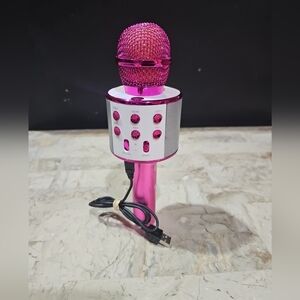 Pink Wireless Karaoke‎ Microphone